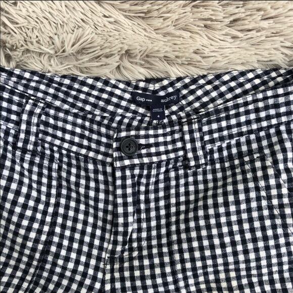 GAP• Aubrey Gigham Short - Picture 3 of 6